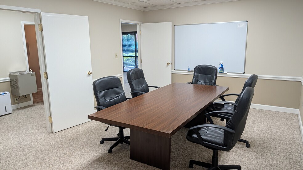 More Photos Of 601 Eastchester Dr, High Point Office For Lease