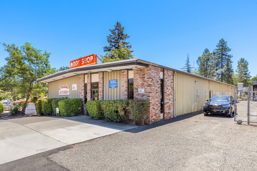 Primary Photo Of 1122 Elliott Rd, Paradise Auto Repair For Sale