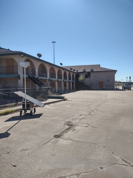 More Photos Of 1216 Interstate Highway 30, Greenville Hotel For Sale