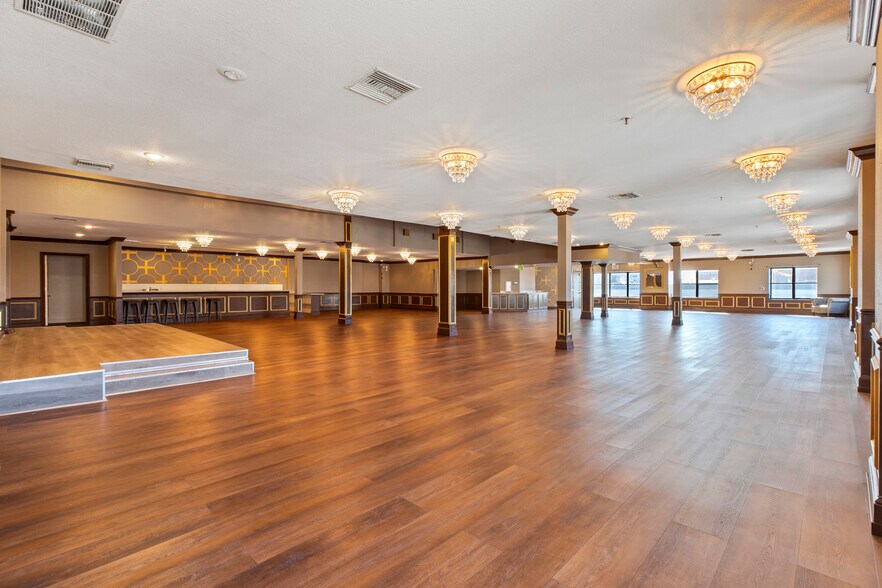 More Photos Of 915-917 J St, Modesto General Retail For Sale