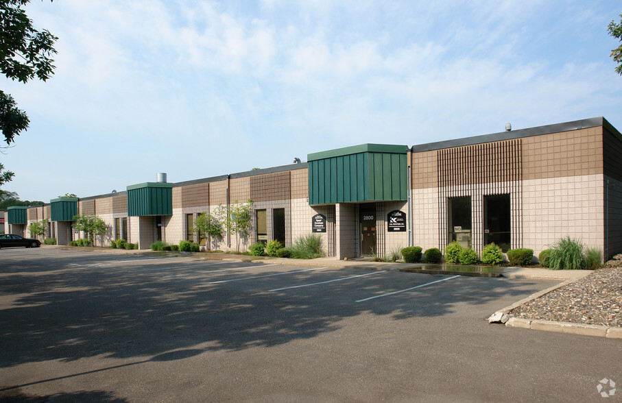 Primary Photo Of 2800-2814 Hedberg Dr, Minnetonka Warehouse For Lease