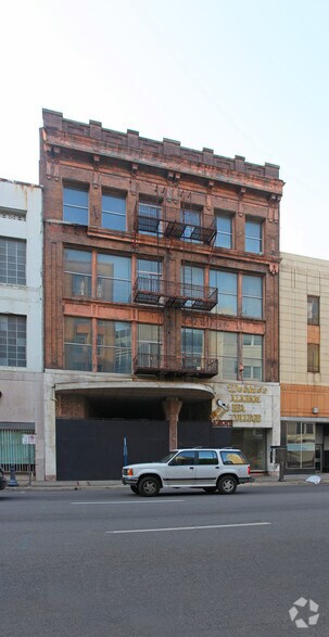 More Photos Of 1911 3rd Ave N, Birmingham Apartments For Lease