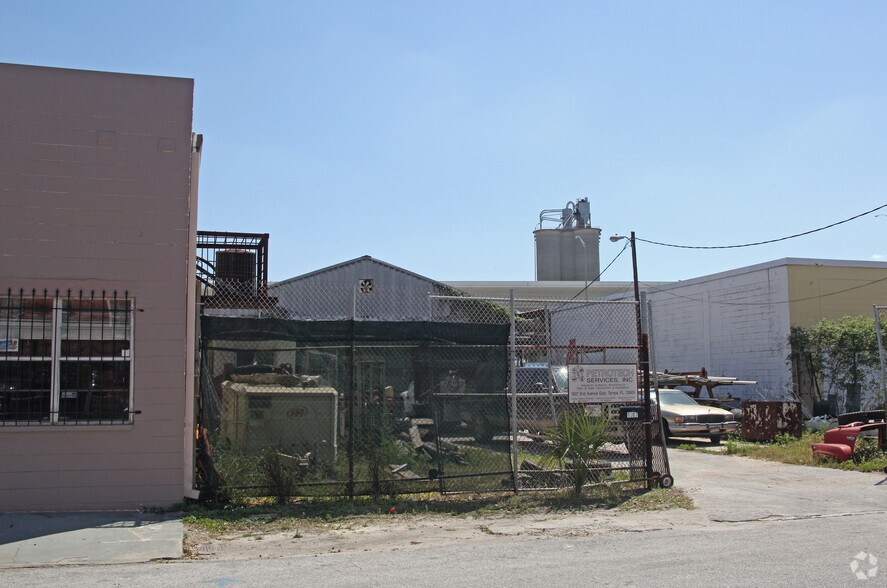 Primary Photo Of 1807 2nd Ave, Tampa Warehouse For Lease