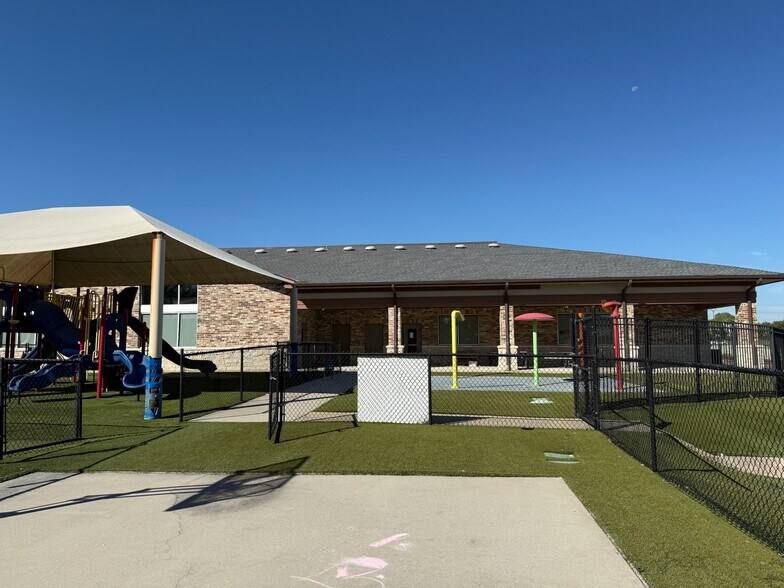 More Photos Of 7040 Independence Pky, Frisco Freestanding For Sale