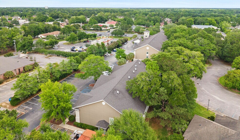 More Photos Of 19751 S Greeno Rd, Fairhope Hotel For Sale