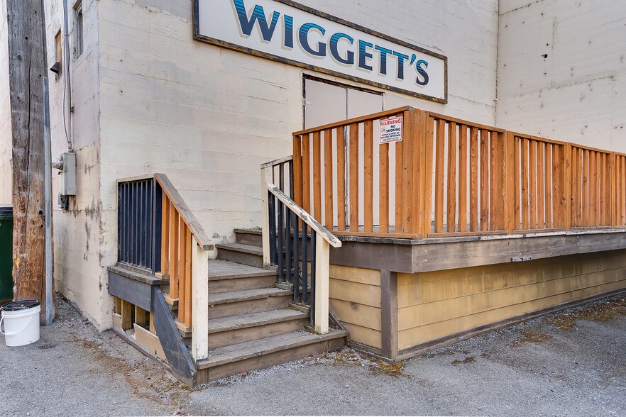 More Photos Of 115 S 4th St, Coeur d'Alene Storefront For Lease