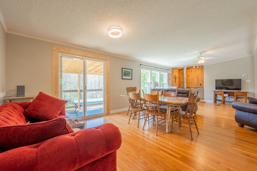 1055 Hylton Rd NW, Indian Valley, VA 24105 Manufactured Housing