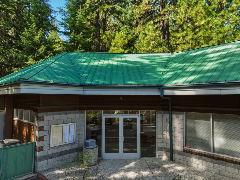 More Photos Of 112 Nevada City Hwy, Nevada City Office For Sale