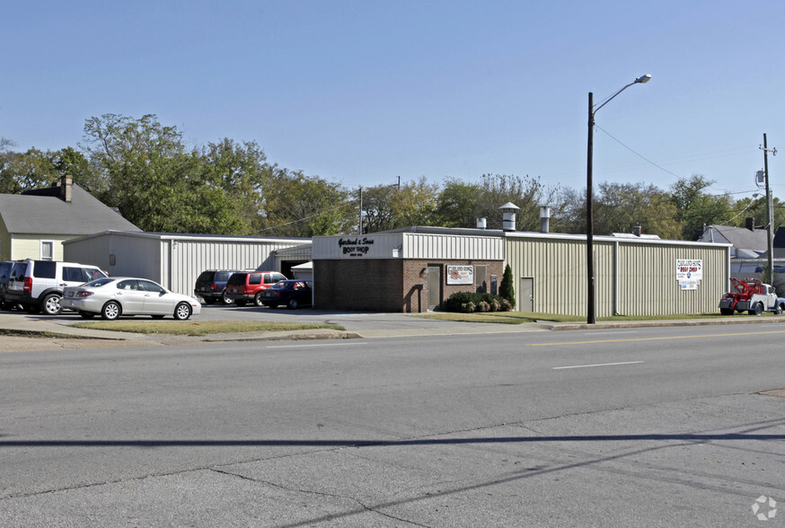 Primary Photo Of 910 51st Ave N, Nashville Auto Repair For Sale