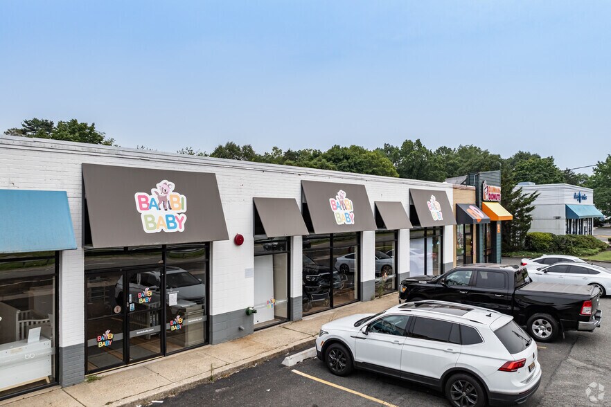 More Photos Of 516 Walt Whitman Rd, Melville Storefront For Sale