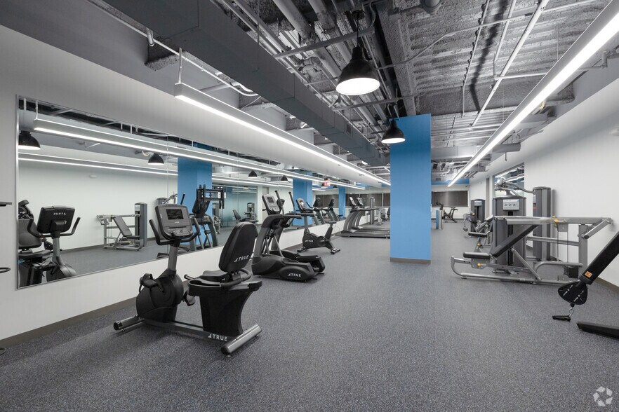 More Photos Of 10 Waterview Blvd, Parsippany Office For Sale