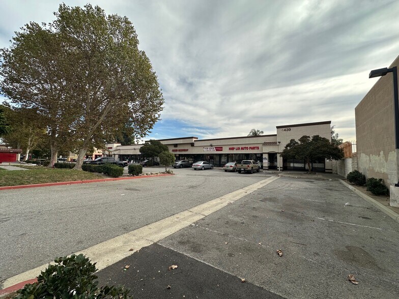 More Photos Of 4439 Mission Blvd, Montclair Unknown For Lease