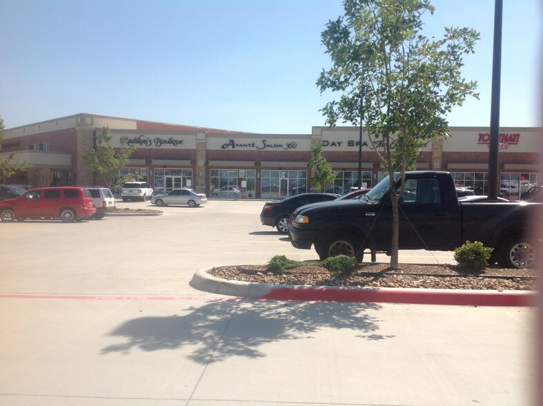 More Photos Of 3300 E Broad St, Mansfield General Retail For Sale