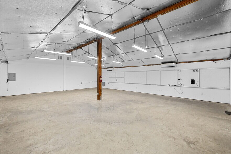 More Photos Of 2026 Chico Ave, El Monte Warehouse For Sale