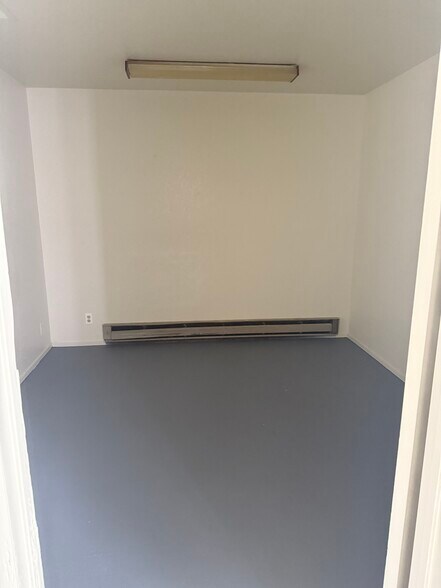 More Photos Of 2000 Auction Rd, Fallon General Retail For Lease