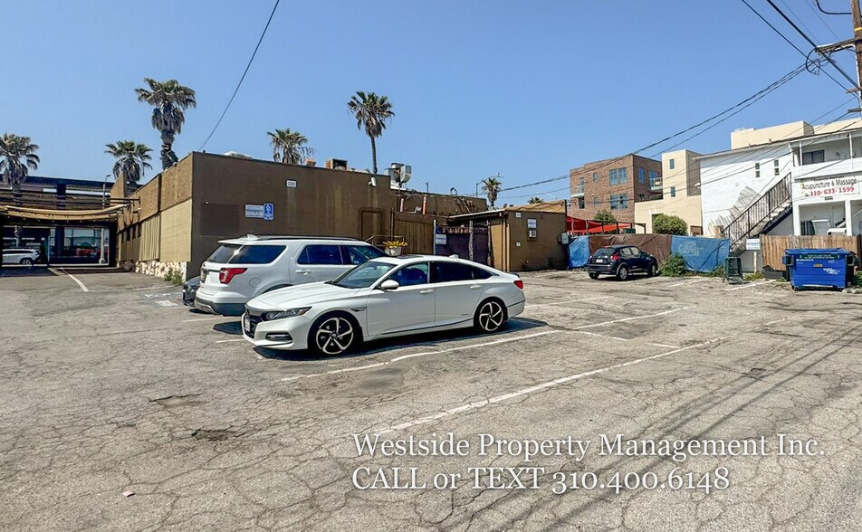 More Photos Of 2222 Wilshire Blvd, Santa Monica Restaurant For Lease