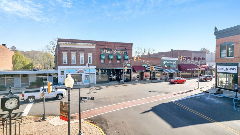 More Photos Of 119 S Calumet Ave, Chesterton Storefront Retail Residential For Lease