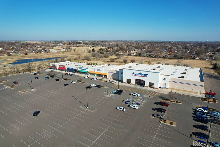 Primary Photo Of 4408 W Owen K Garriott Rd, Enid Freestanding For Lease