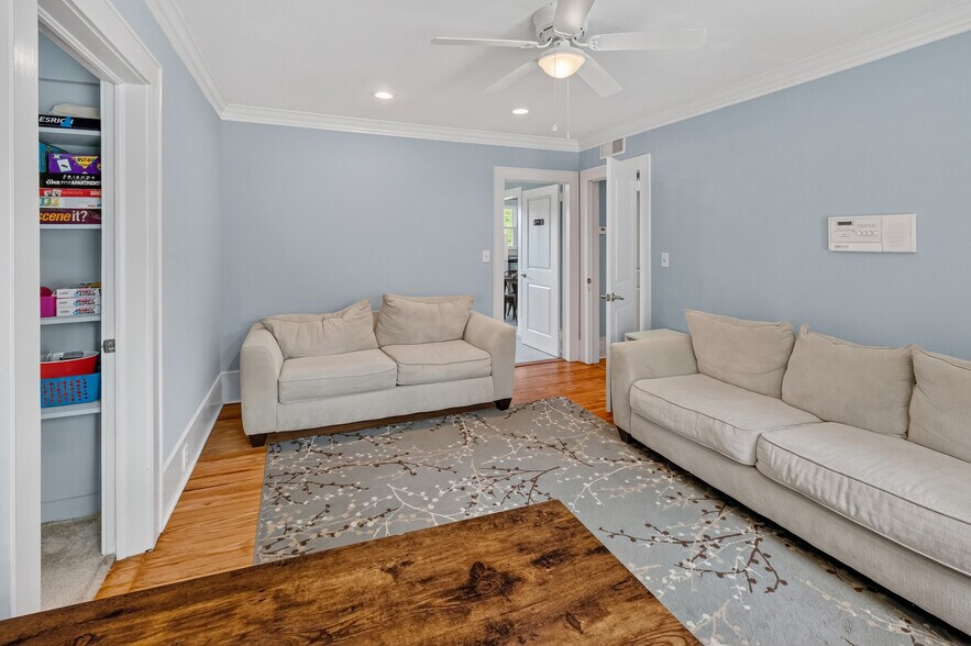 More Photos Of 402 W Main St, Williamston Medical For Sale