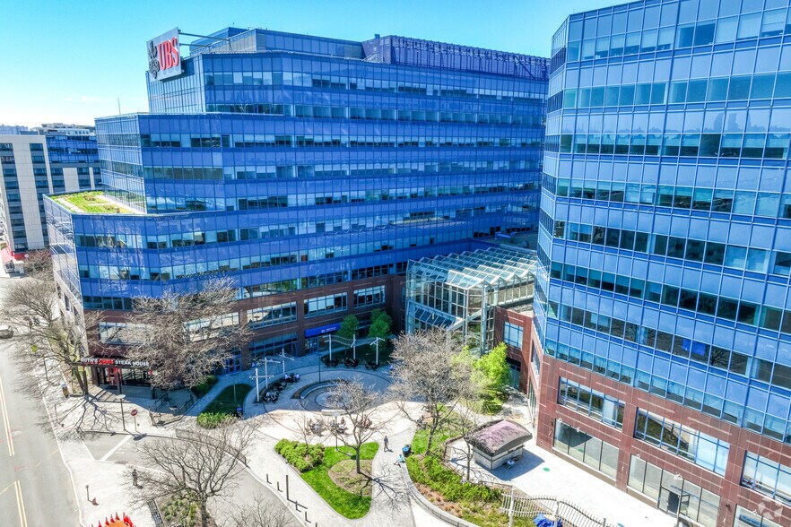 More Photos Of 1200 Harbor Blvd, Weehawken Office For Lease