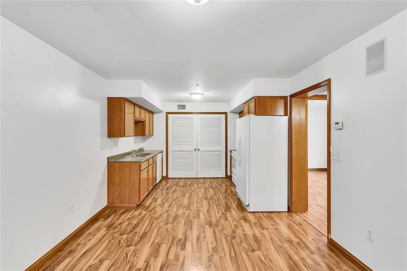 More Photos Of 456 2nd St, California Apartments For Sale