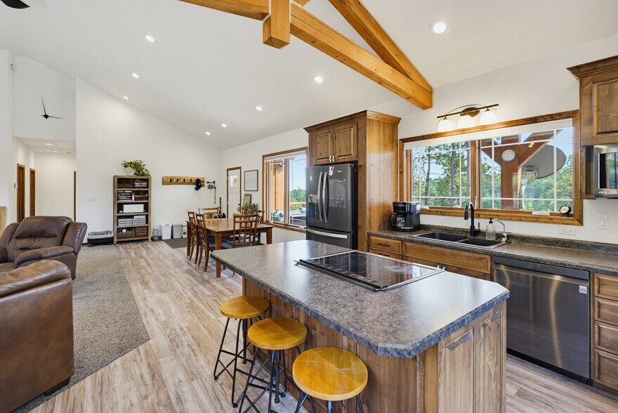 More Photos Of 13310 Silver Mountain Rd, Rapid City Hospitality For Sale