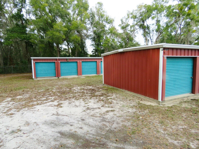 More Photos Of 2150 14th St NW, Chiefland Self Storage For Sale