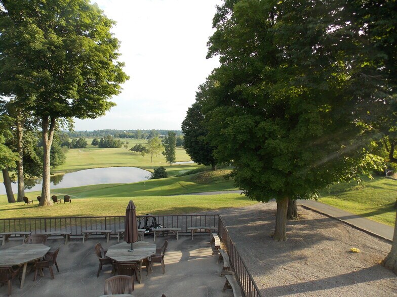 More Photos Of 37067 Nys Route 12, Clayton Hotel For Sale