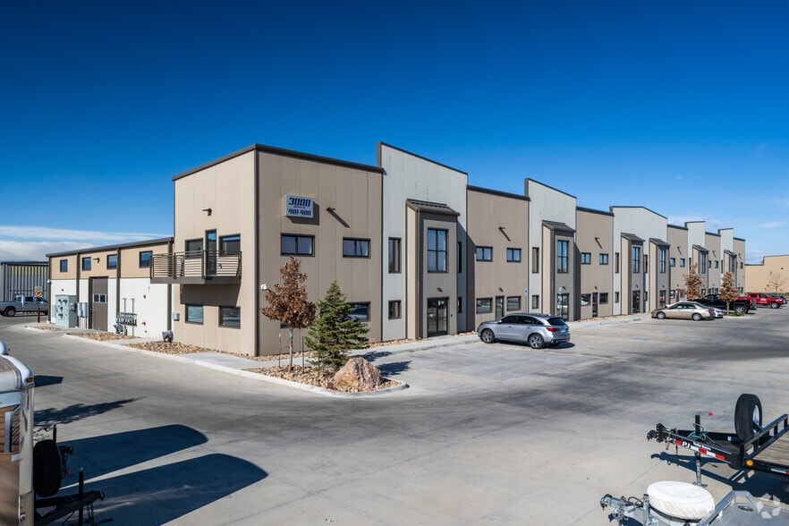 Primary Photo Of 3000 Airport Dr, Erie Light Manufacturing For Lease