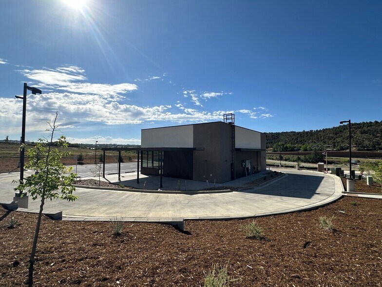 More Photos Of 29 Copper Ct, Durango General Retail For Sale