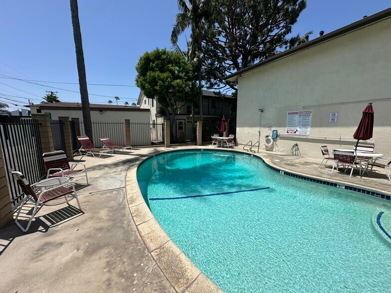 More Photos Of 3546 Los Flores Blvd, Lynwood Multifamily For Sale