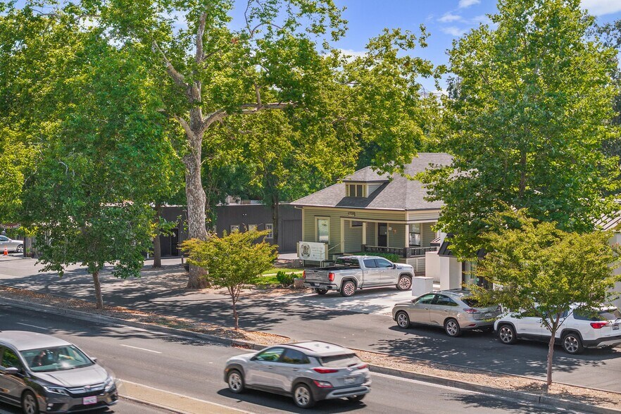 More Photos Of 1725 Esplanade Rd, Chico Freestanding For Lease