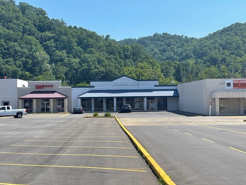 More Photos Of 343-451 N Mayo Trl, Paintsville Storefront For Sale