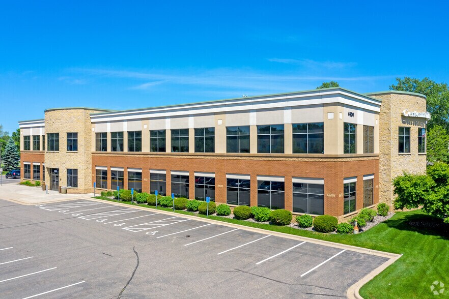 Primary Photo Of 4800 Olson Memorial Hwy, Golden Valley Office For Lease