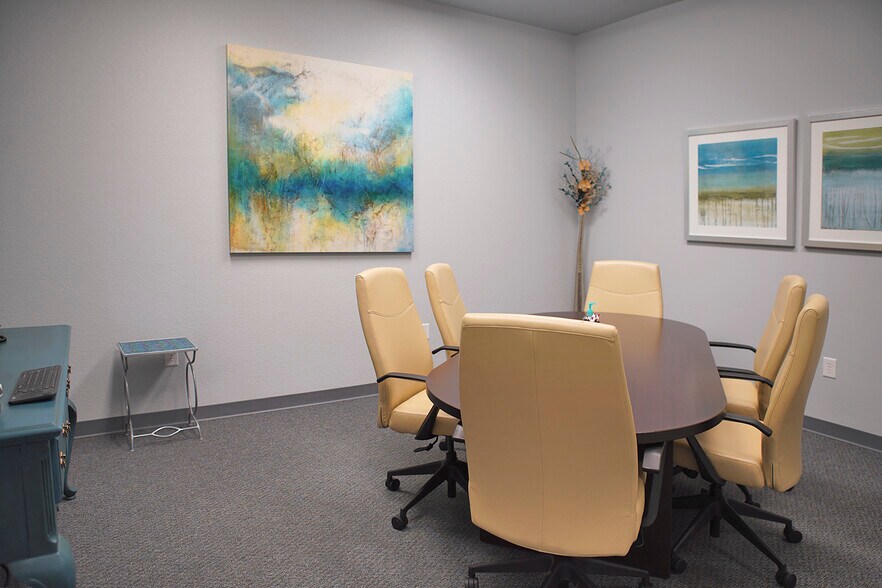More Photos Of 3918 Telephone Rd, Lake Worth Medical For Lease