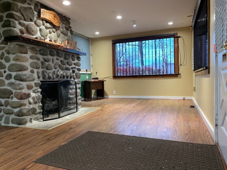 More Photos Of 5226 Milford Rd, East Stroudsburg Office For Lease