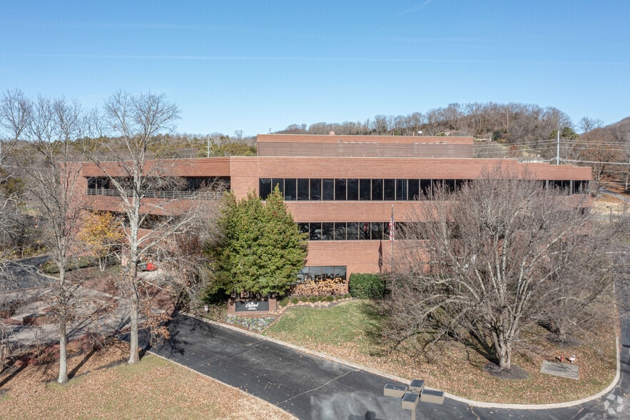 More Photos Of 101 Winners Cir, Brentwood Loft Creative Space For Lease