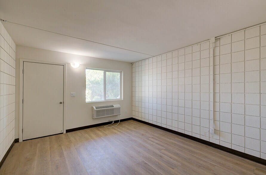 More Photos Of 4278 W Ashlan Ave, Fresno Apartments For Sale