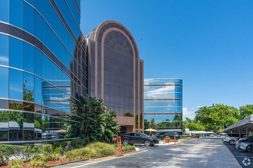 More Photos Of 2500 N Military Trl, Boca Raton Office For Lease