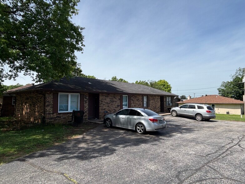More Photos Of 1009 S Kansas Ave, Springfield Multifamily For Sale