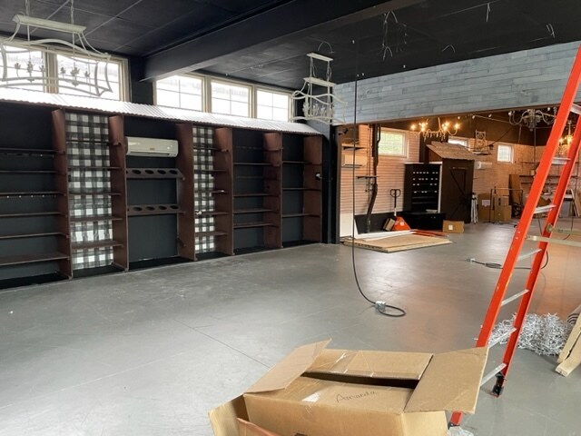 More Photos Of 116 W Bankhead Hwy, Villa Rica Storefront Retail Office For Sale
