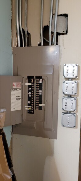 More Photos Of 2515 6th Ave N, Great Falls General Retail For Sale