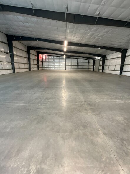 More Photos Of 30934 Westbound Katy, Brookshire Unknown For Lease