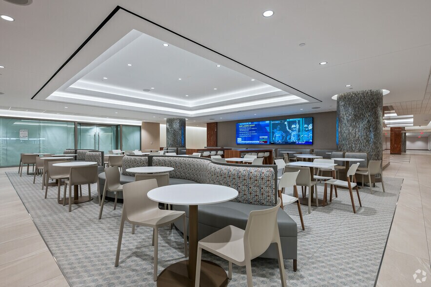 More Photos Of 2711 N Haskell Ave, Dallas Office For Lease