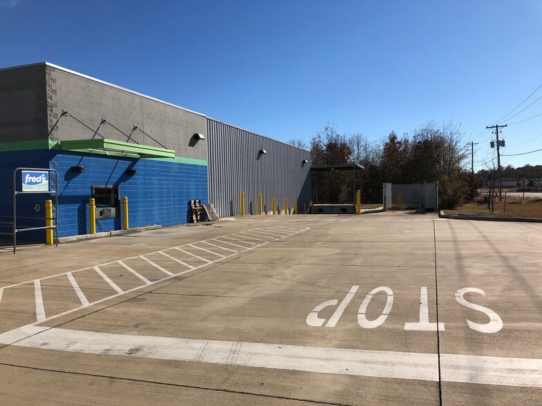 More Photos Of 5907 Old Mooringsport Rd, Shreveport Drugstore For Lease