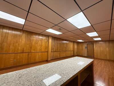 More Photos Of 6938 Myrtle Ave, Glendale General Retail For Lease