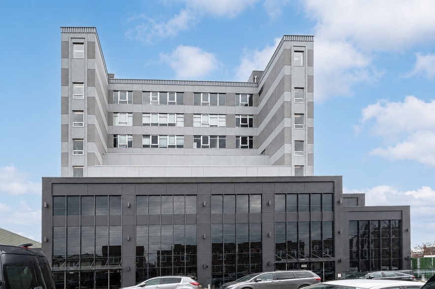 More Photos Of 1055-1063 63rd St, Brooklyn Medical For Sale