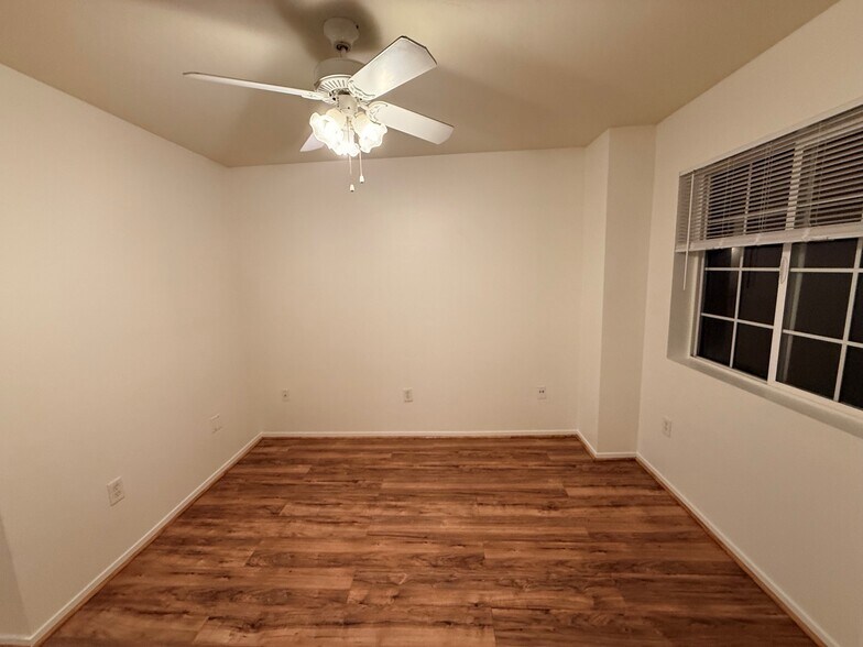 More Photos Of 600 Hosking Ave, Bakersfield Apartments For Sale