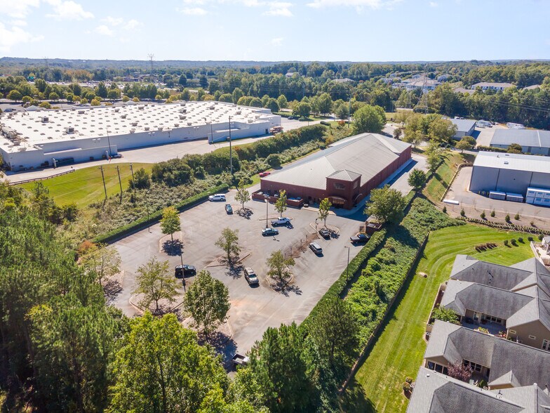 More Photos Of 10030 Callabridge Ct, Charlotte Freestanding For Sale