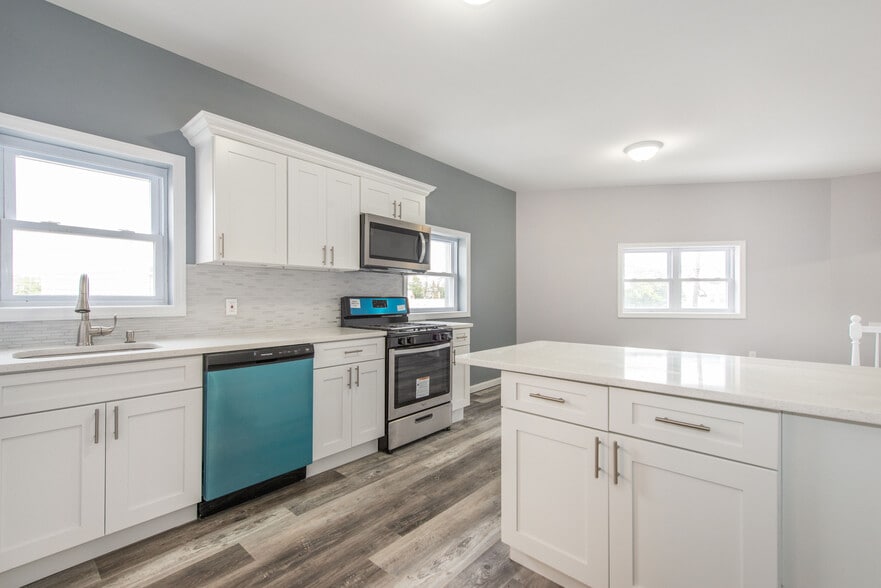 More Photos Of 47 Washington Ave, Nutley Apartments For Sale